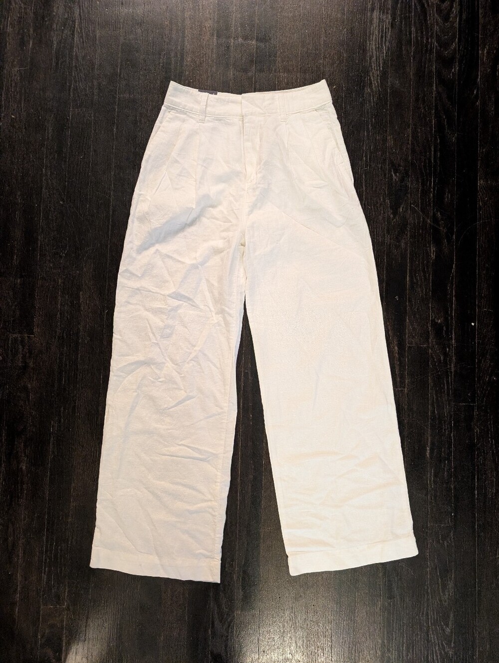 GAP Pleated Linen Pants
